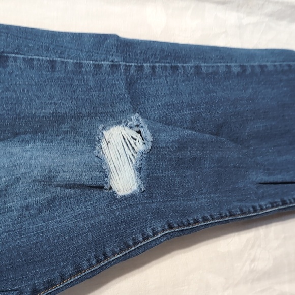 Hawk's Bay Men's Distressed Slim Fit Jeans Size 38x32 - Picture 3 of 6